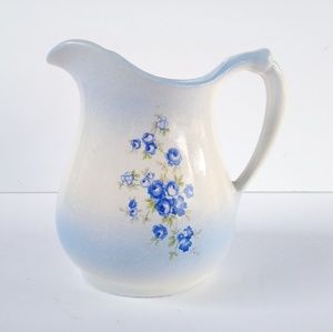 VINTAGE Creamer Floral Pottery, Violet flowers